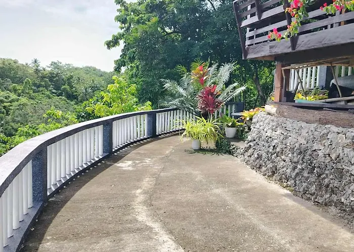 Hilltop Cottage